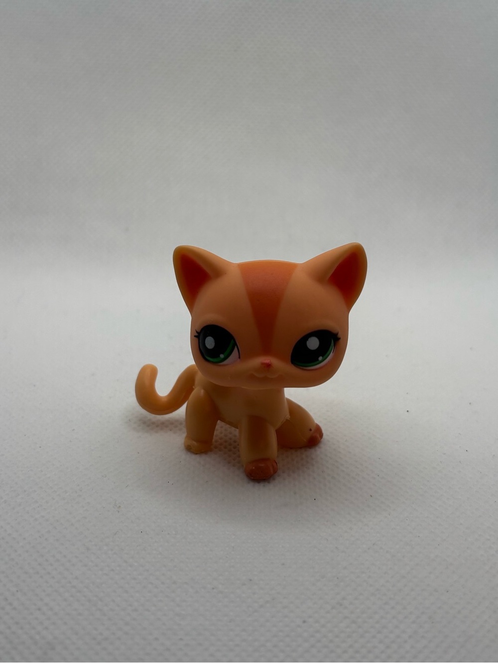 Littlest Pet Shop Shorthair Cat #1764  Green Eyes Orange LPS Authentic
